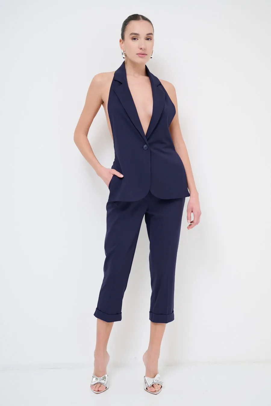 Cropped tailored trousers with rolled cuffs wholesale