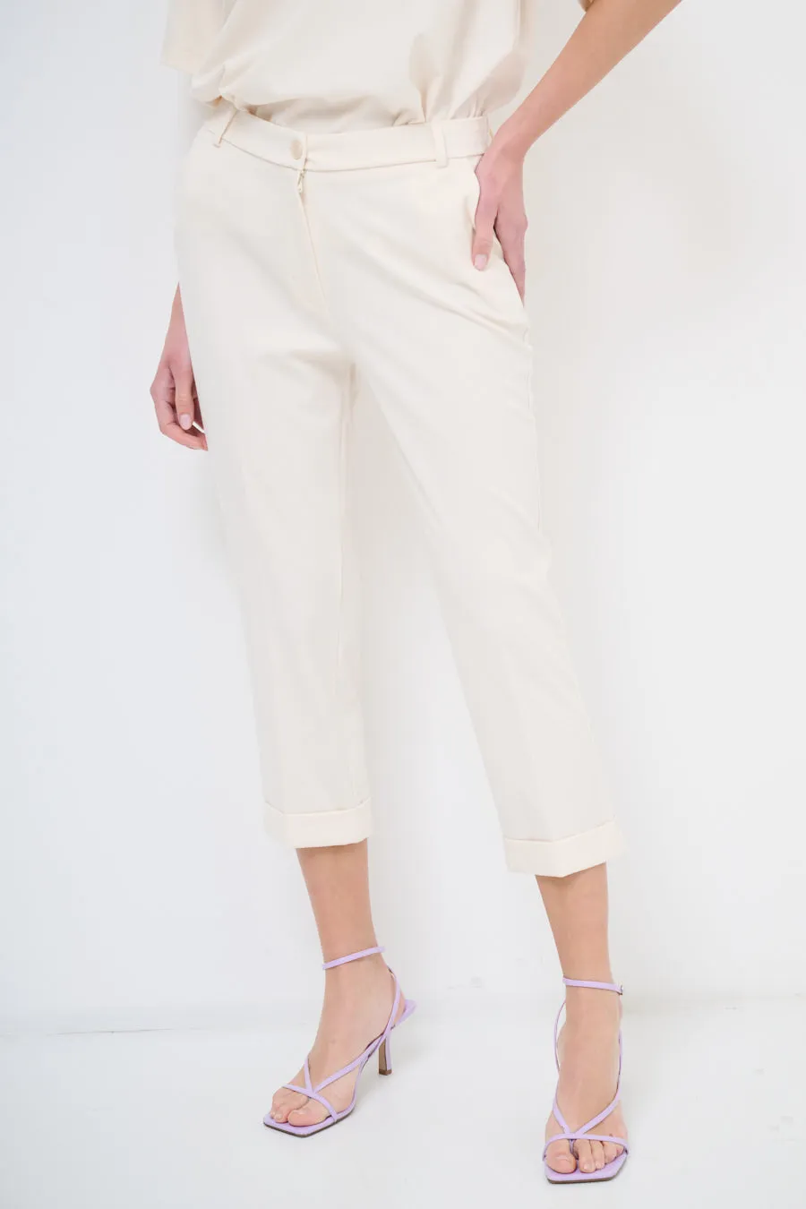 Cropped tailored trousers with rolled cuffs wholesale