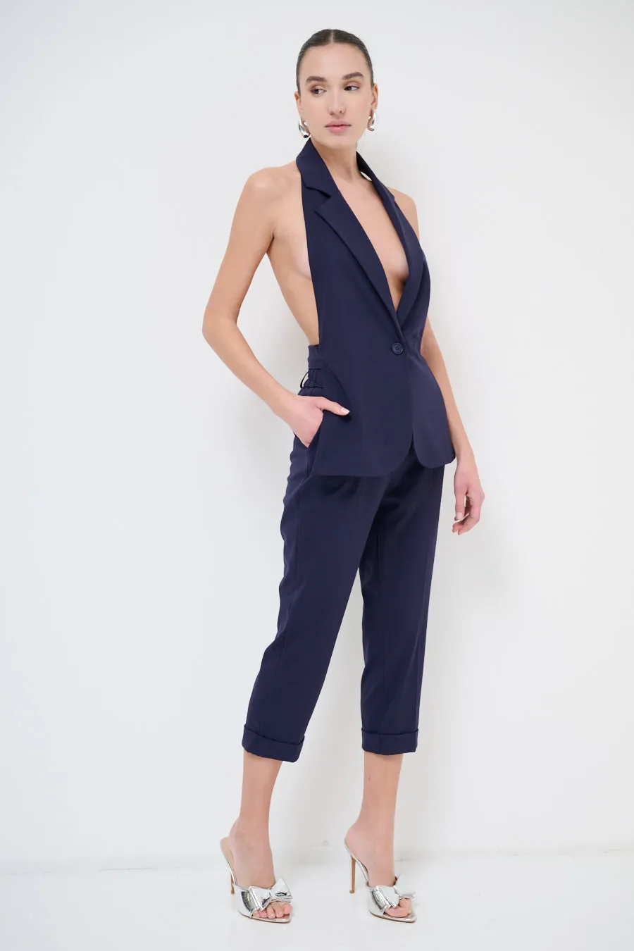 Cropped tailored trousers with rolled cuffs wholesale